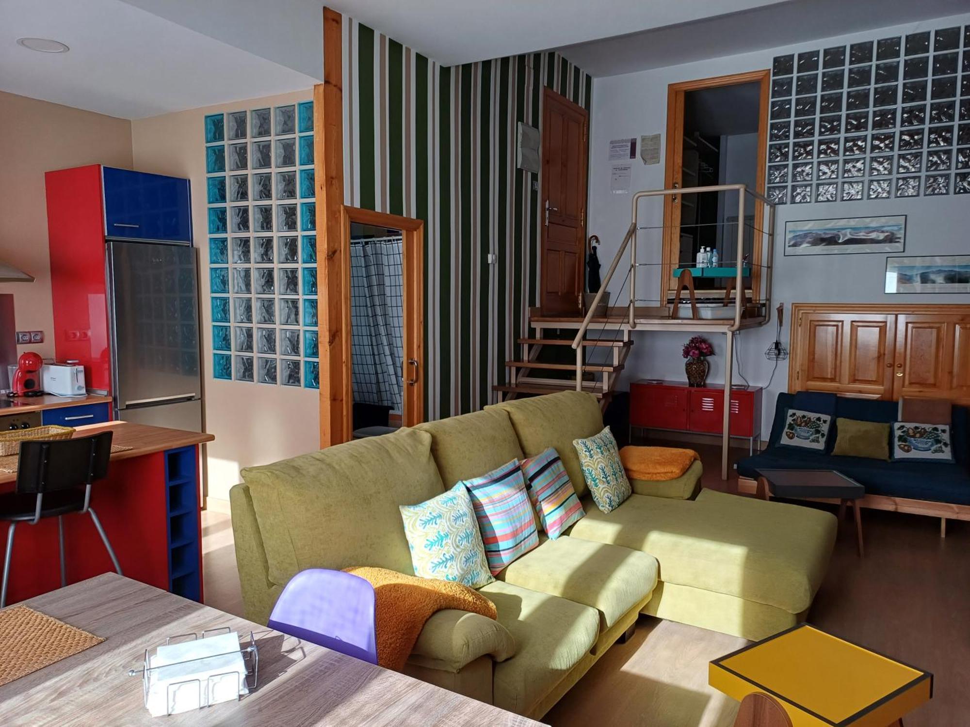 Apartamento Puerta Del Pirineo Sabiñánigo Eksteriør bilde