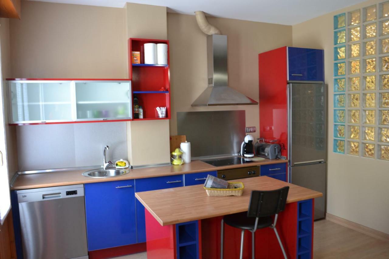 Apartamento Puerta Del Pirineo Sabiñánigo Eksteriør bilde