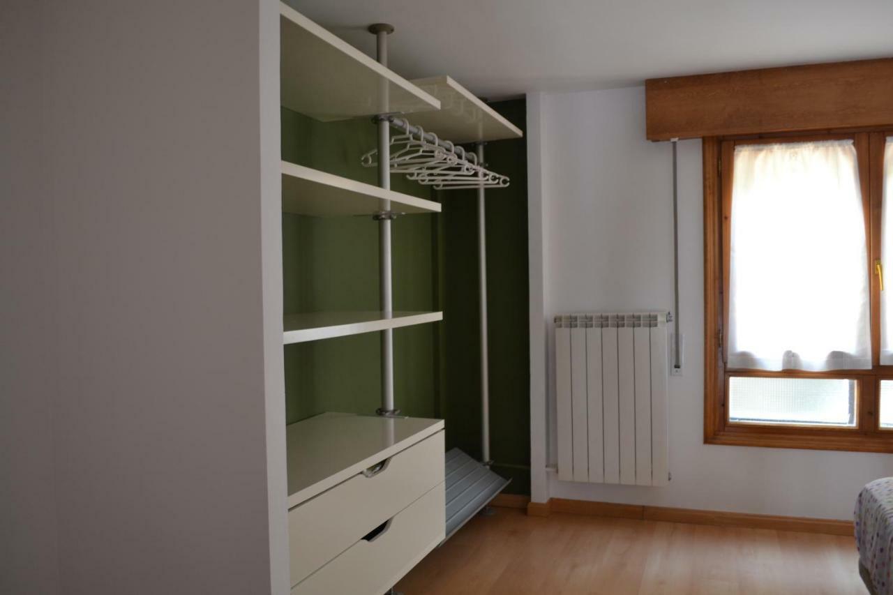 Apartamento Puerta Del Pirineo Sabiñánigo Eksteriør bilde