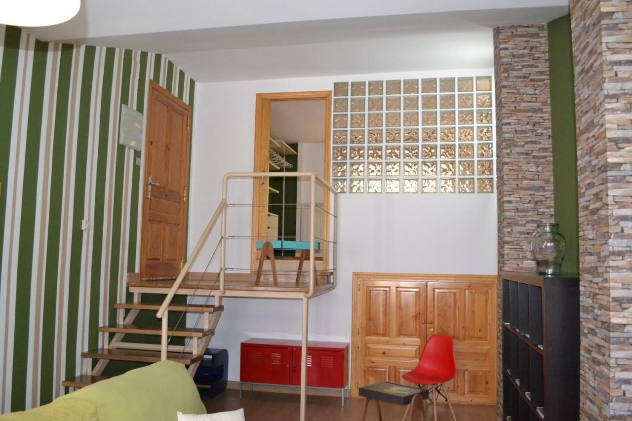 Apartamento Puerta Del Pirineo Sabiñánigo Eksteriør bilde
